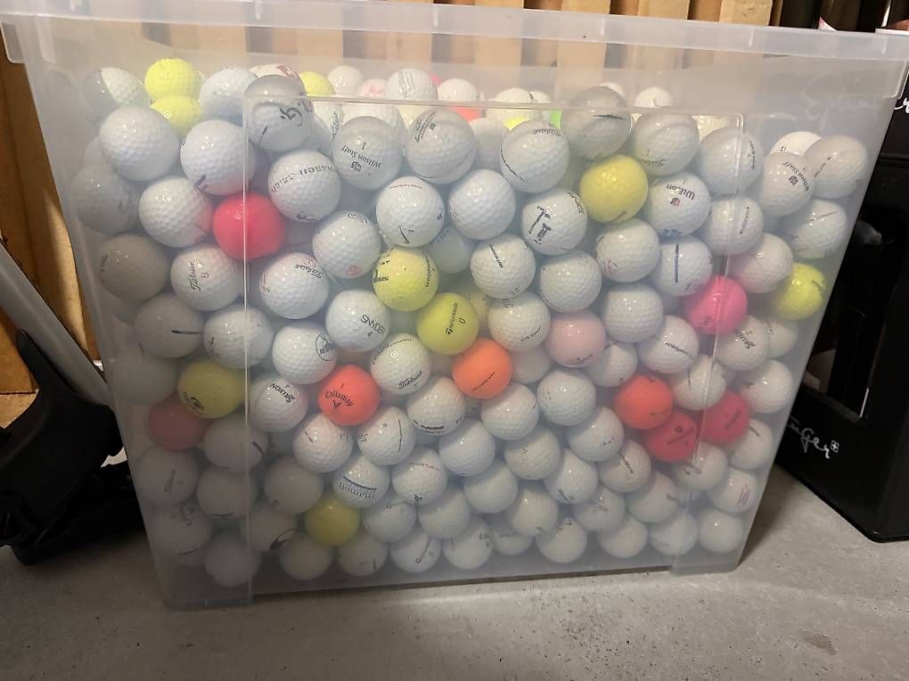 Bälle: Golfbälle – Gebraucht aus Rueun von arn_y8nd