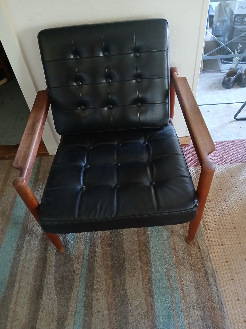 Poltrone: fauteuil en teck Danemark – Usato da Vevey venduto da esp_6yxp