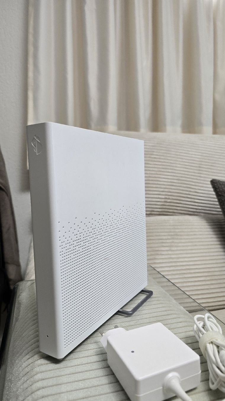 Swisscom Modem & Router: Swisscom Internet-Box 4 - Like New - Perfect Condition! – Usato da Wädenswil venduto da SwissCapriz