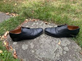 Schuhe Leder Schwarz Grösse 10 guter Zustand