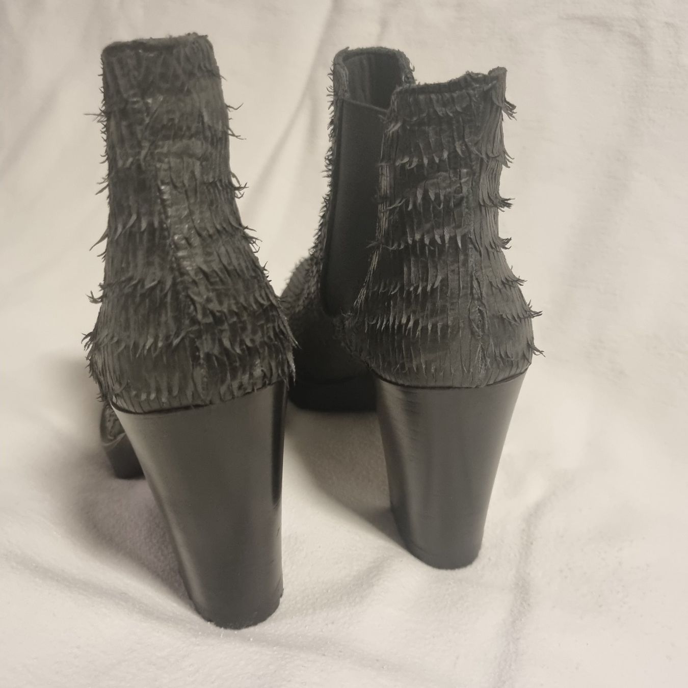 Scarpe da donna: Exklusive Leder-Stiefelette Gr. 38 – Usato da Interlaken venduto da Igu7 5
