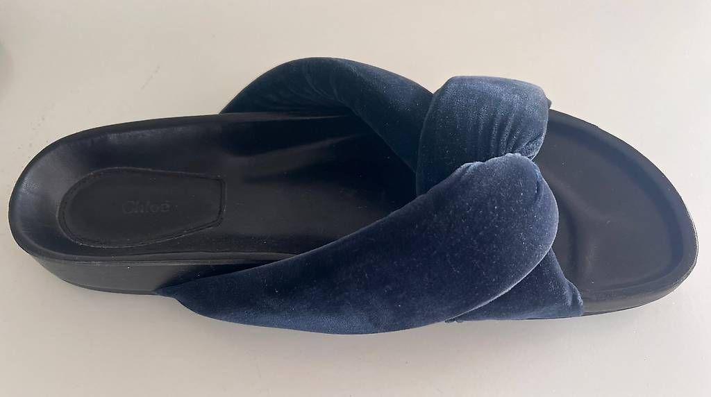 Chaussures femmes: Chloè Ciabatte Velluto 41 – D'occasion à Vacallo par vic_cb57