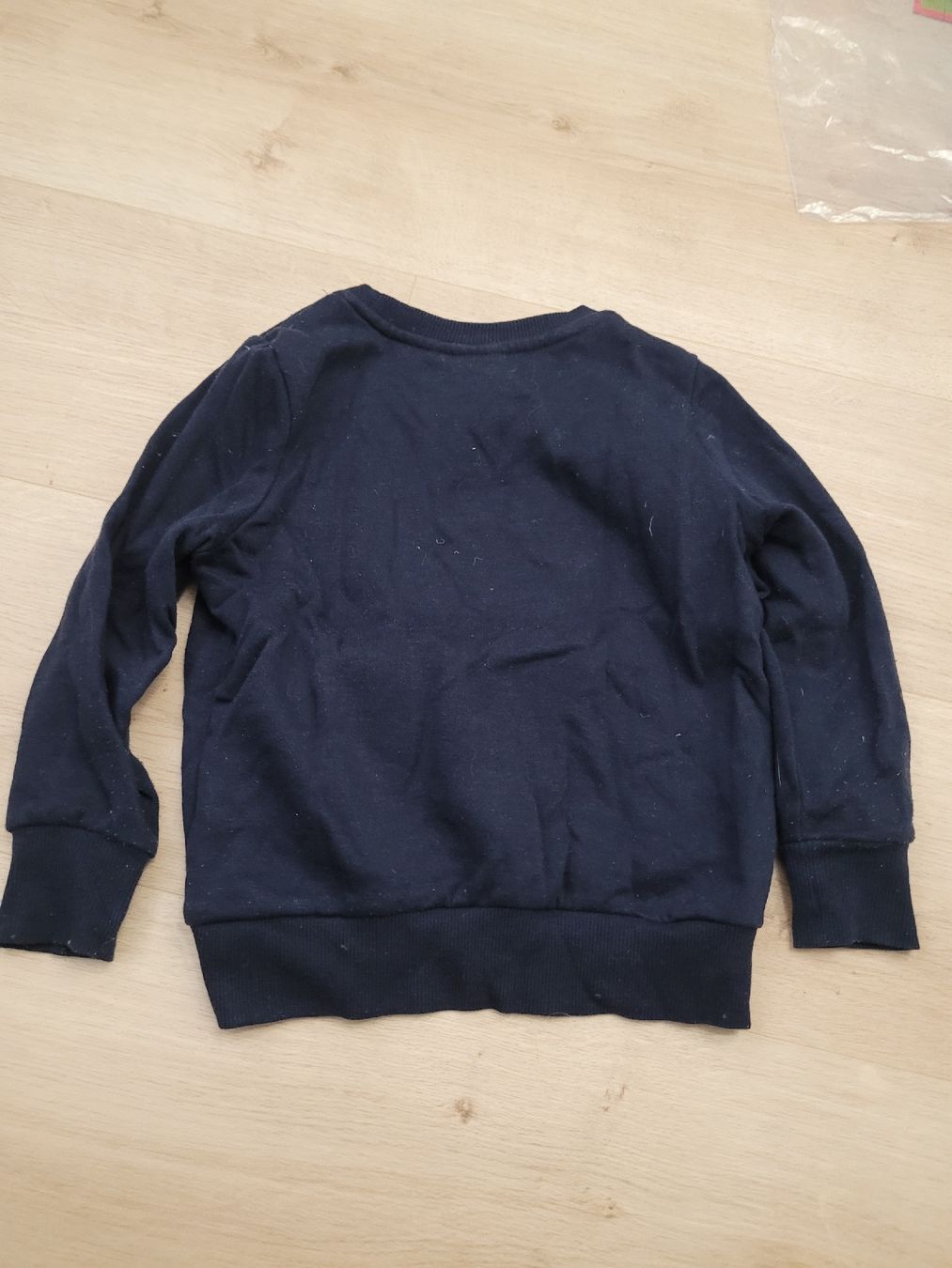 Pullover & Sweatshirts: Grinch-Pulli Gr. 98/104 – Gebraucht aus Lupsingen von sta_wgg5 5
