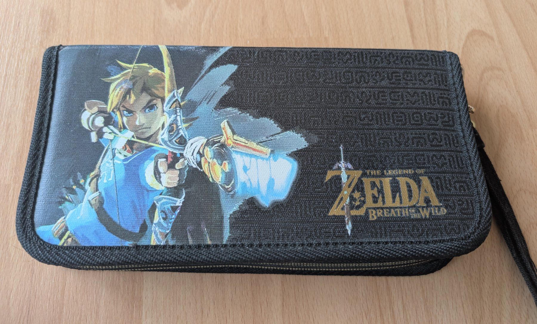 Nintendo Konsolen: Nintendo Switch + 2 jeux + Pro Controller + Housse – Gebraucht aus La Chaux-de-Fonds von inf_7fsj 8