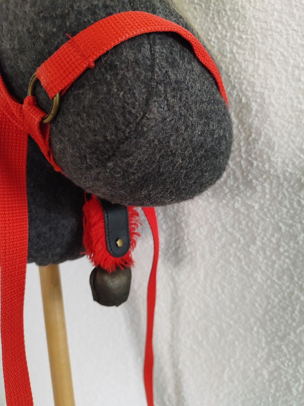 Giocattoli: Steckenpferd mit Glöckchen – Usato da Madiswil venduto da marmotte63 5