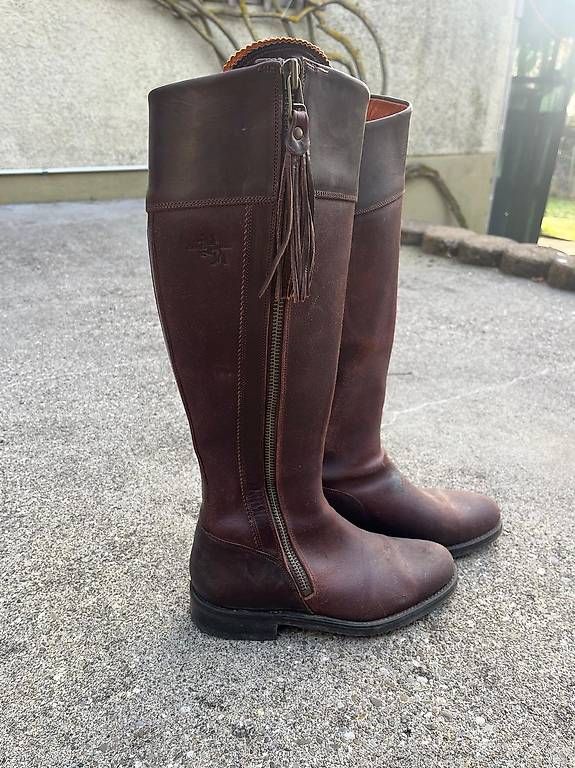 Scarpe da donna: Equitation Valverde Spanischer Stiefel echt Leder Gr 39  – Usato da Hornussen venduto da Gerona