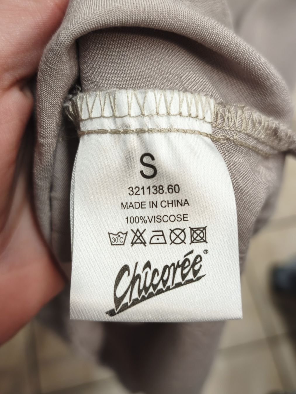 Kleider: Beiges Sommer Kleid in Gr.S – Neu (gemäss Beschreibung) aus Emmetten von SecondhandSiska 5