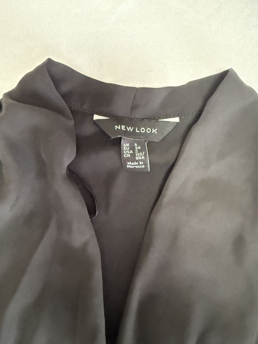 New Look Blusen: New Look Bluse langarm schwarz Grösse 34  – Gebraucht aus Winterthur von fij_f65r 2