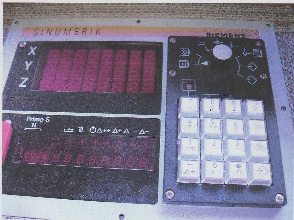 Componenti elettronici: Sinumerik Primo S   3-Achsen Steuerung  neu – Usato da Wolfhausen venduto da kurt0110