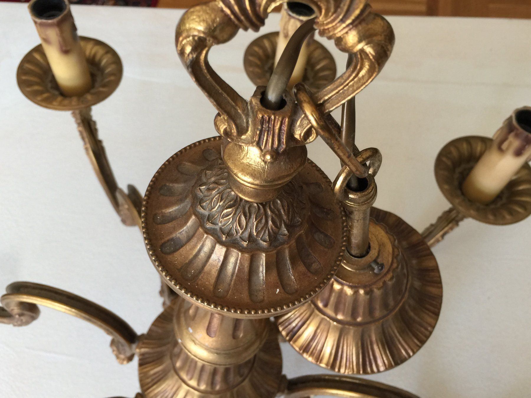 Lampadari & plafoniere: Lustre en bronze 8 branches – Usato da Cossonay-ville venduto da Super-Price-Quality 6