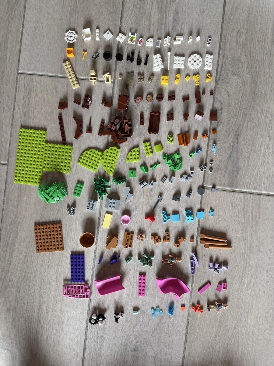 Lego Kit di costruzioni: LEGO friends, cabane Panda – Usato da Neuchâtel venduto da louissiffert 1