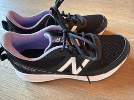 New Balance 570 Laufschuhe Gr. 36 neuwertig