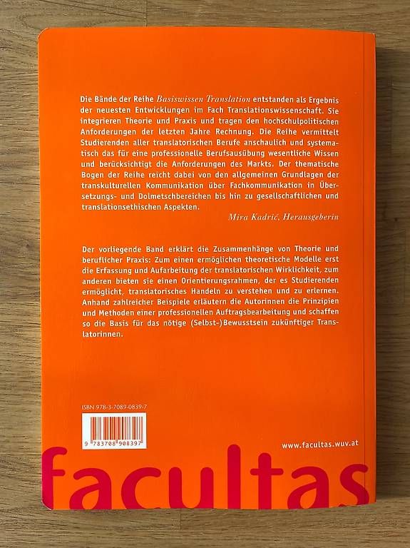 Libri: Translatorische Methodik - Basiswissen Translation – Nuovo (secondo la descrizione) da Jona venduto da Tr3s 4