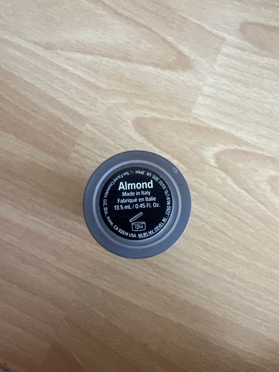 Make-up: Too faced concealer – Usato da Zug venduto da wwwx 1