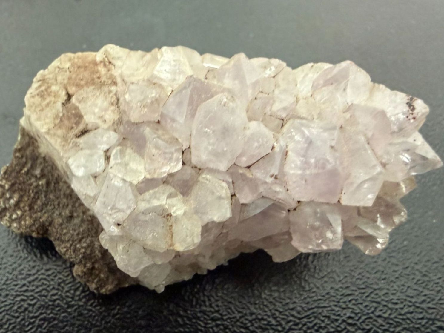 Mineralien & Heilsteine: Bergkristall, Rohstein (2.9) – Neu (gemäss Beschreibung) aus Muri b. Bern von Gemmes