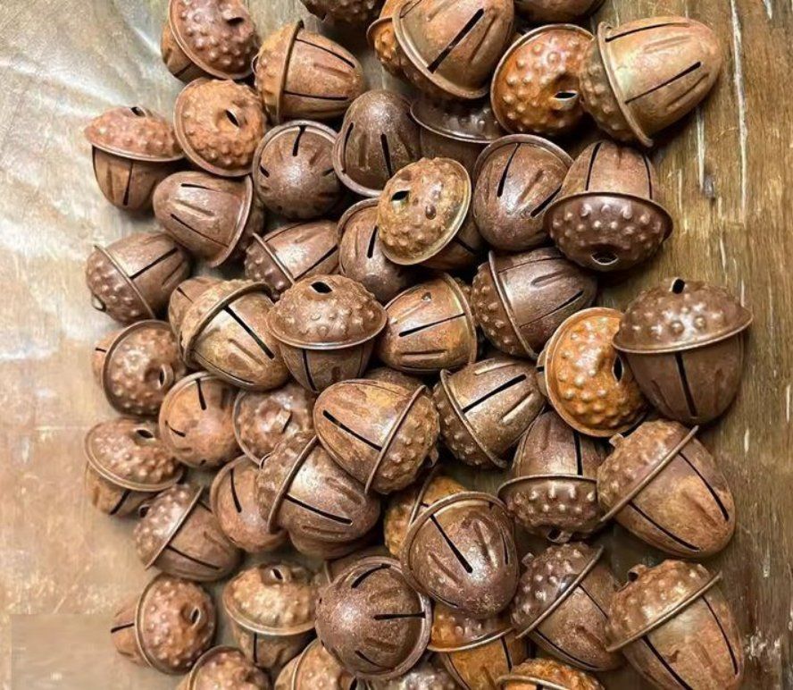 Campanacci mucche: 50x Rustikale Weihnachtsglocken ostigen Eicheln - Clochette – Nuovo e nell'imballaggio originale da Bremblens venduto da LOVA-MUSICA-SHOP