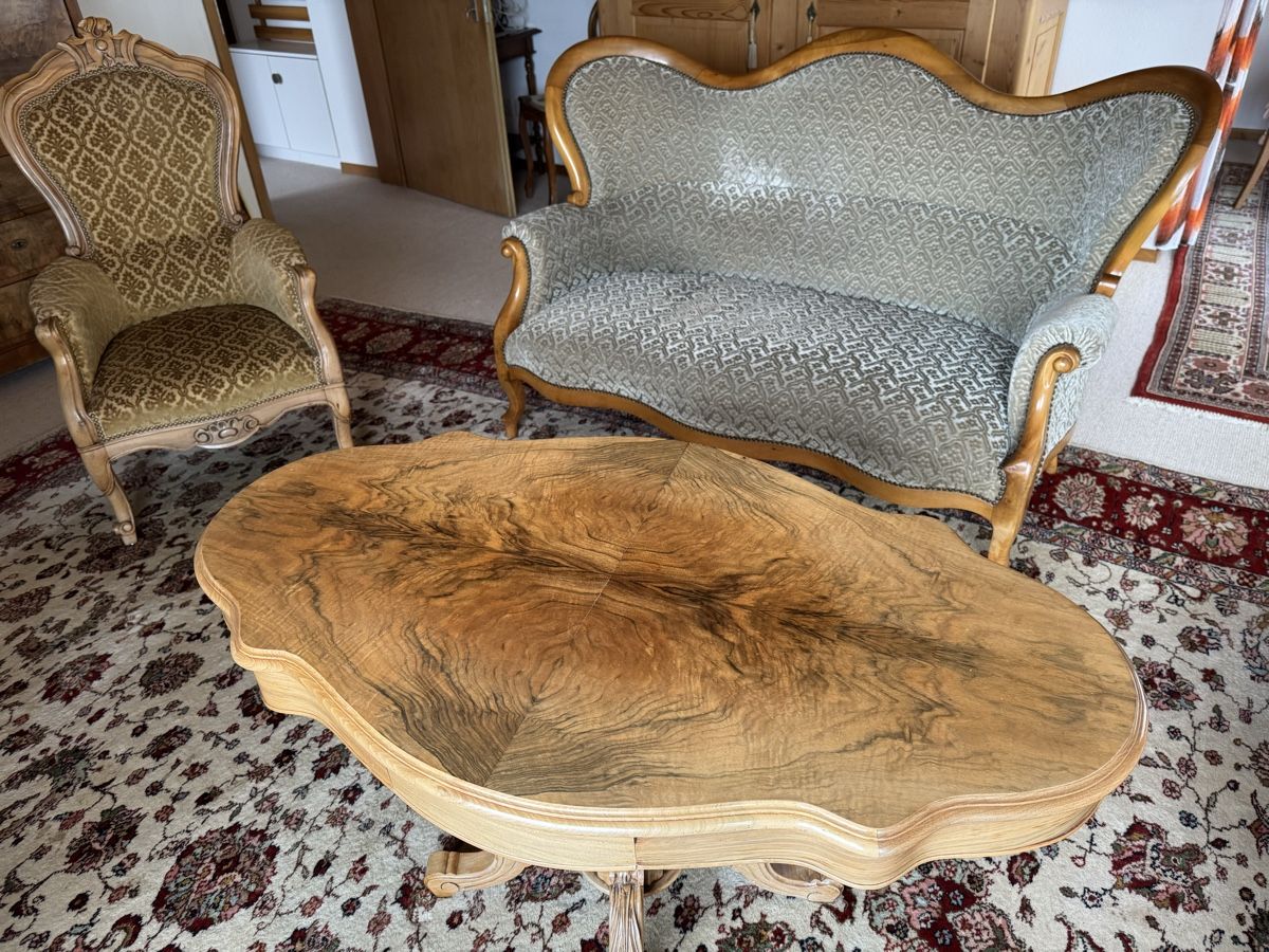 Tavoli: Salontisch oval mit 2 Schubladen Nussbaum Louis Philippe – Usato da siebnen venduto da minte 6