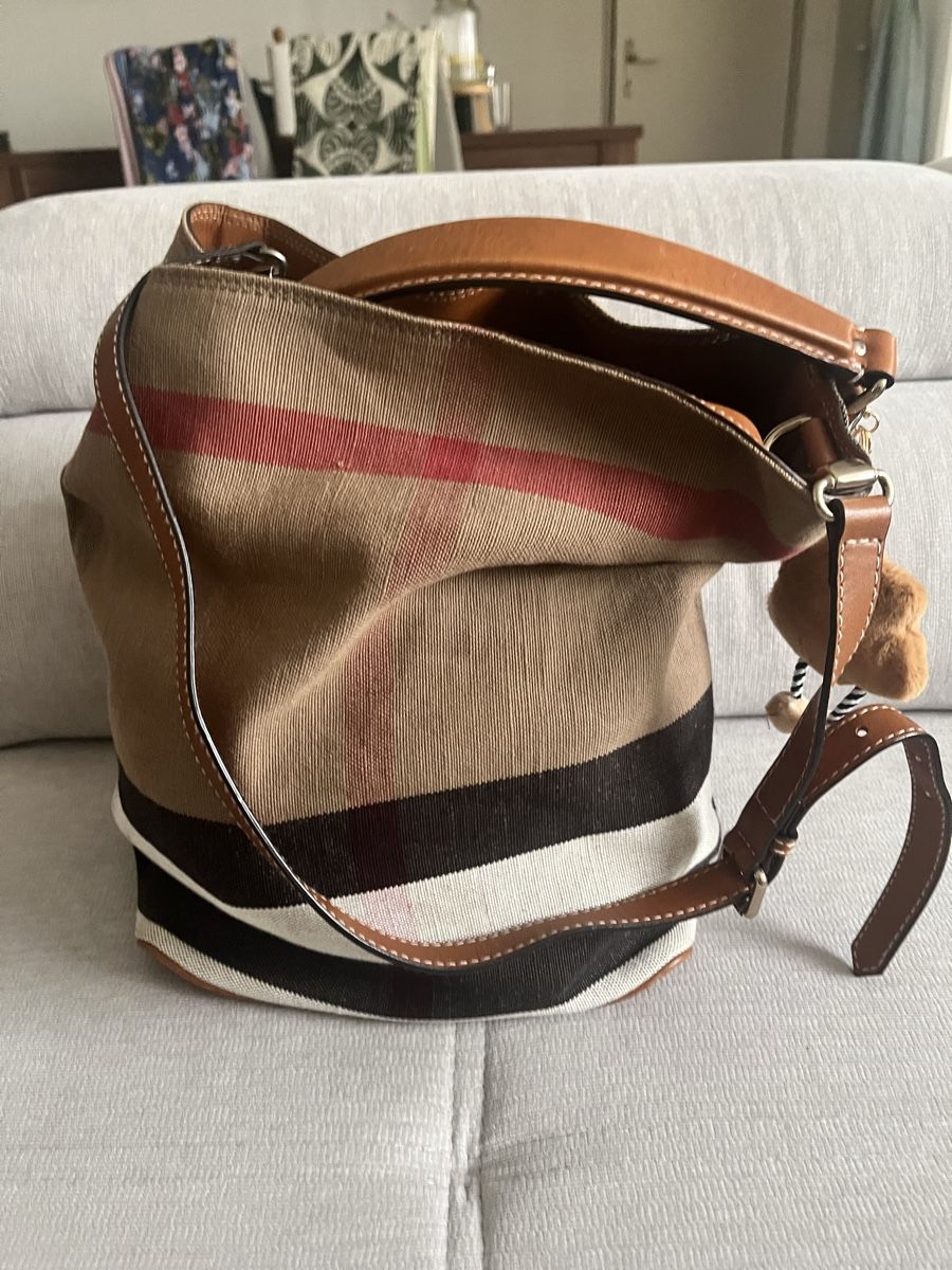 Burberry Borse da donna: Burberry Hobo style bucket bag – Usato da Niederlenz venduto da luxe_1968