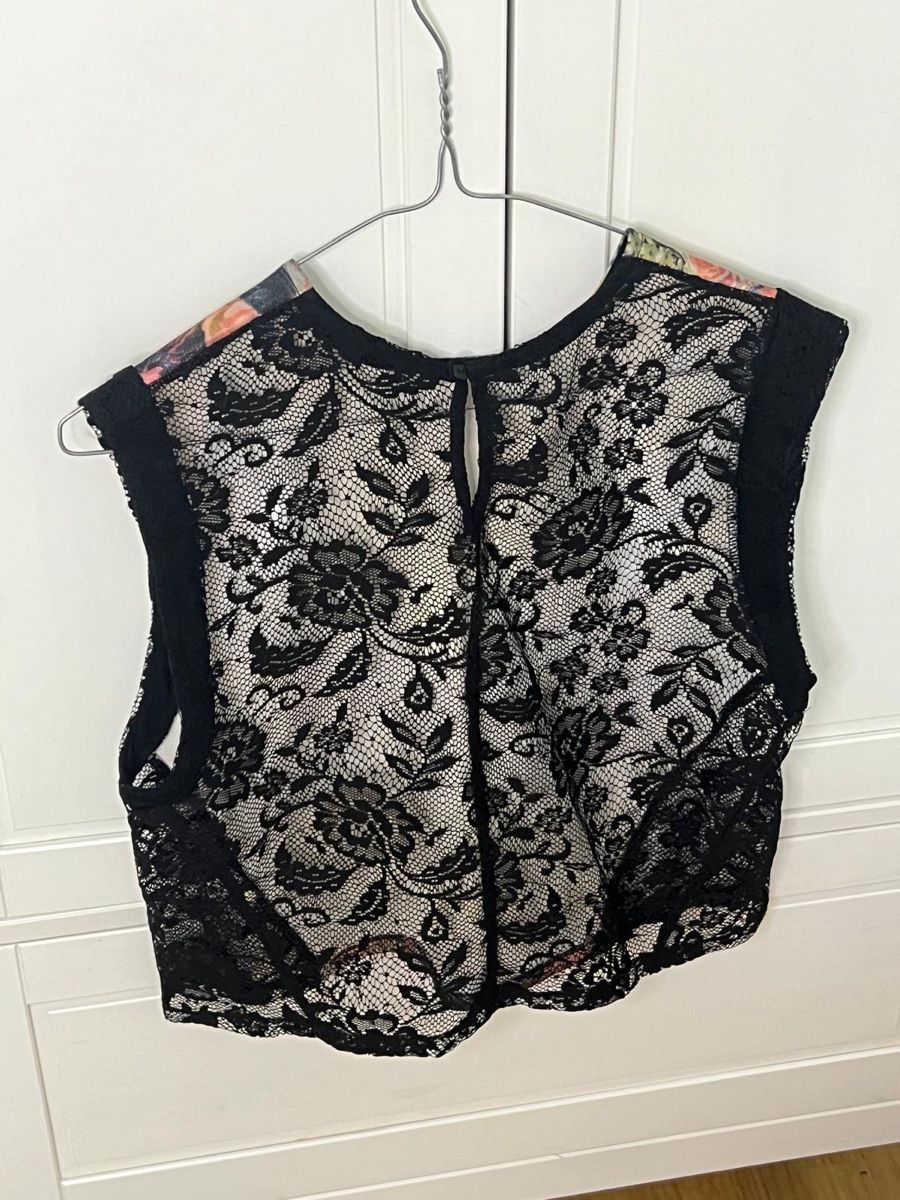 Zara Top: Zara shirt – Nuovo e nell'imballaggio originale da Opfikon venduto da MabelCouture 2