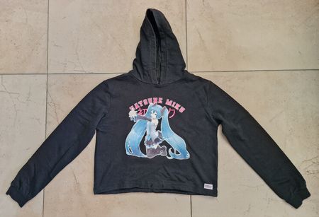 Pullover mit Kaputze