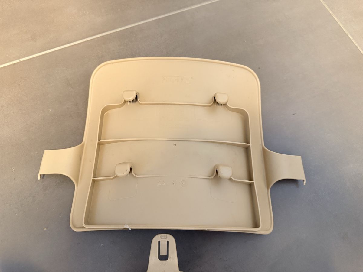 Stokke Chaises hautes: Stokke Tripp Trapp Babyset beige – D'occasion à Fraubrunnen par Kimimyla 1