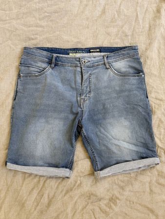 Coole Urban Surface Jeans Shorts, Grösse 38, Top Zustand