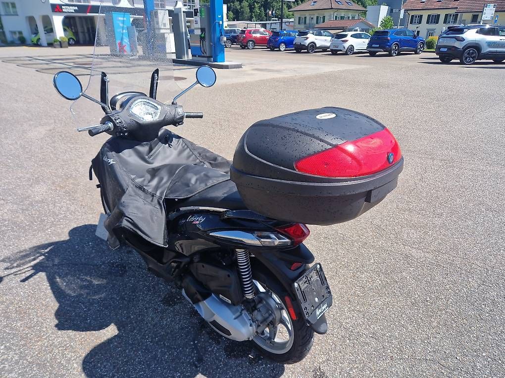 Strada: Piaggio Liberty 125  – Usato da Zell LU venduto da soko 1