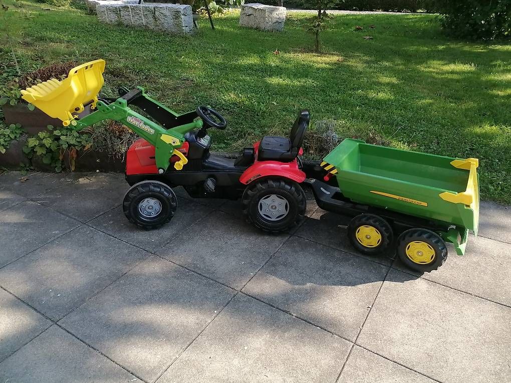 Fahrzeuge für Kinder: Kinder Traktor Trettraktor inkl. Anhänger, Frontlader  – Gebraucht aus Stansstad von lengsi 1