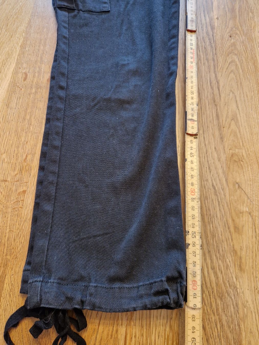 Hosen: Schwarze Cargohose Grösse 34 – Gebraucht aus Gwatt (Thun) von Letzte-Chance-III 5