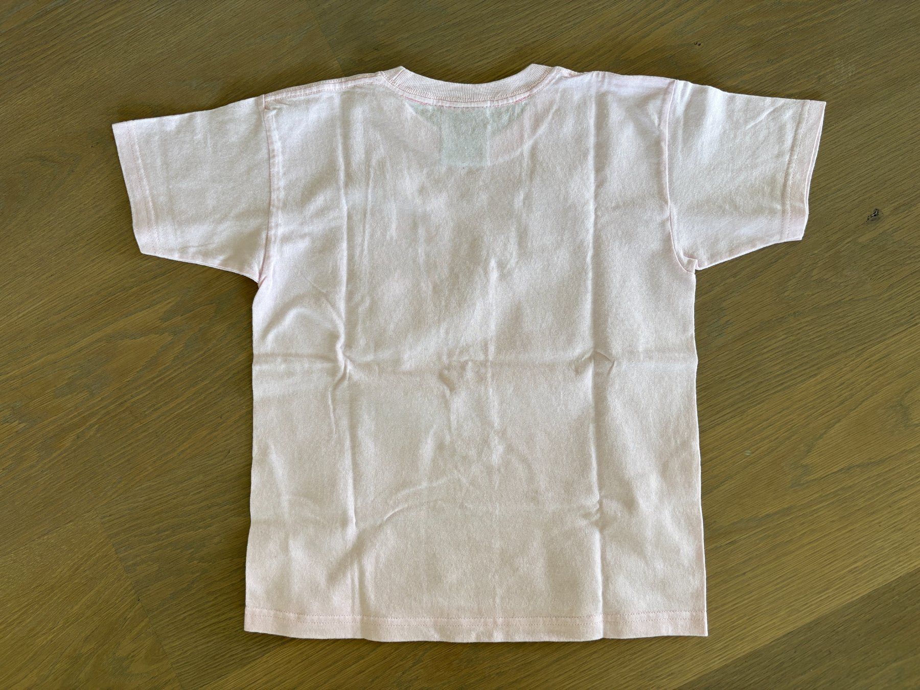 Camicette, T-shirt & Top: Rosa T-Shirt mit Blumenmuster, Grösse 140 – Usato da Rüschlikon venduto da user999 1
