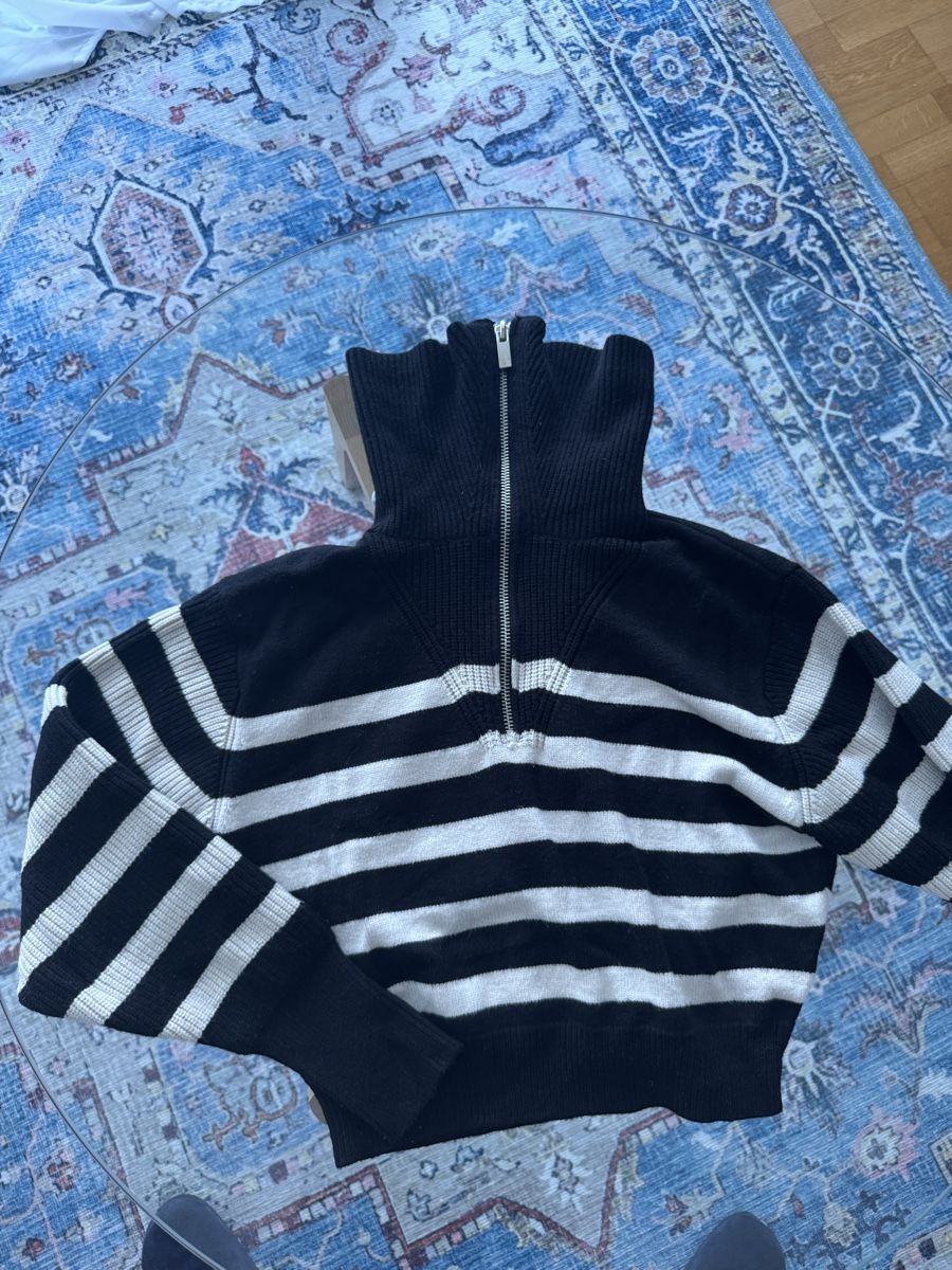 Zara Pulls & Sweat-shirts: Gestreifter pullover – D'occasion à Bottighofen par mlj_5dlb