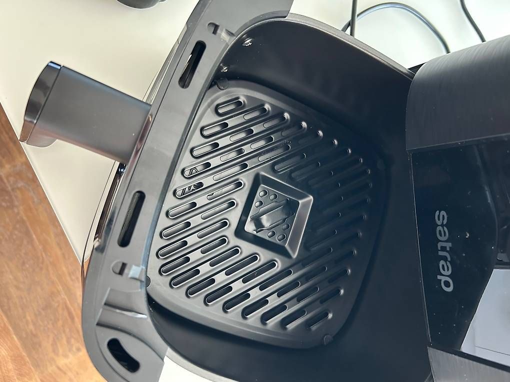 Elettrodomestici da cucina: Satrap Leggero Plus - AirFryer – Usato da Rüschlikon venduto da Cymru02 3