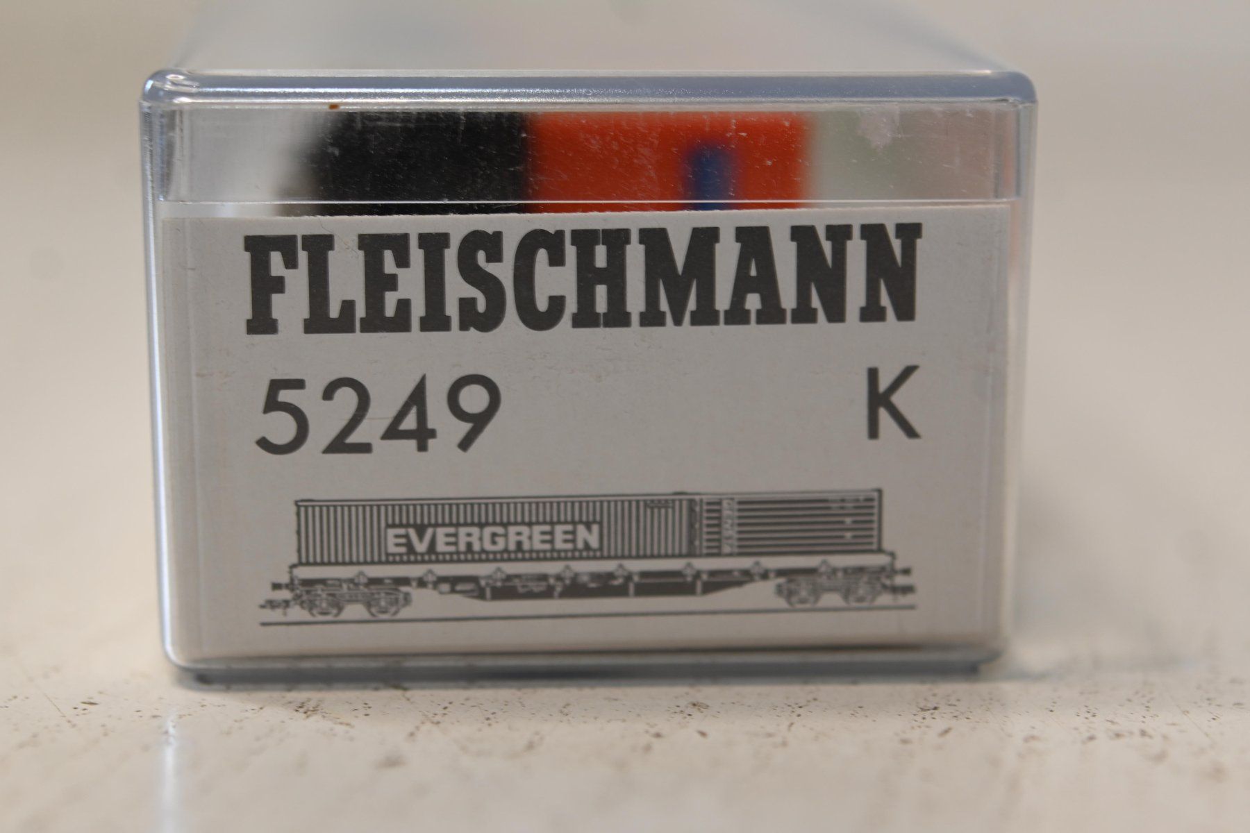 Fleischmann Modellini di ferrovie: Containerwagen  Evergreen Fleischmann HO/DC mit OVP – Usato da Laupen ZH venduto da Zmoewe 4