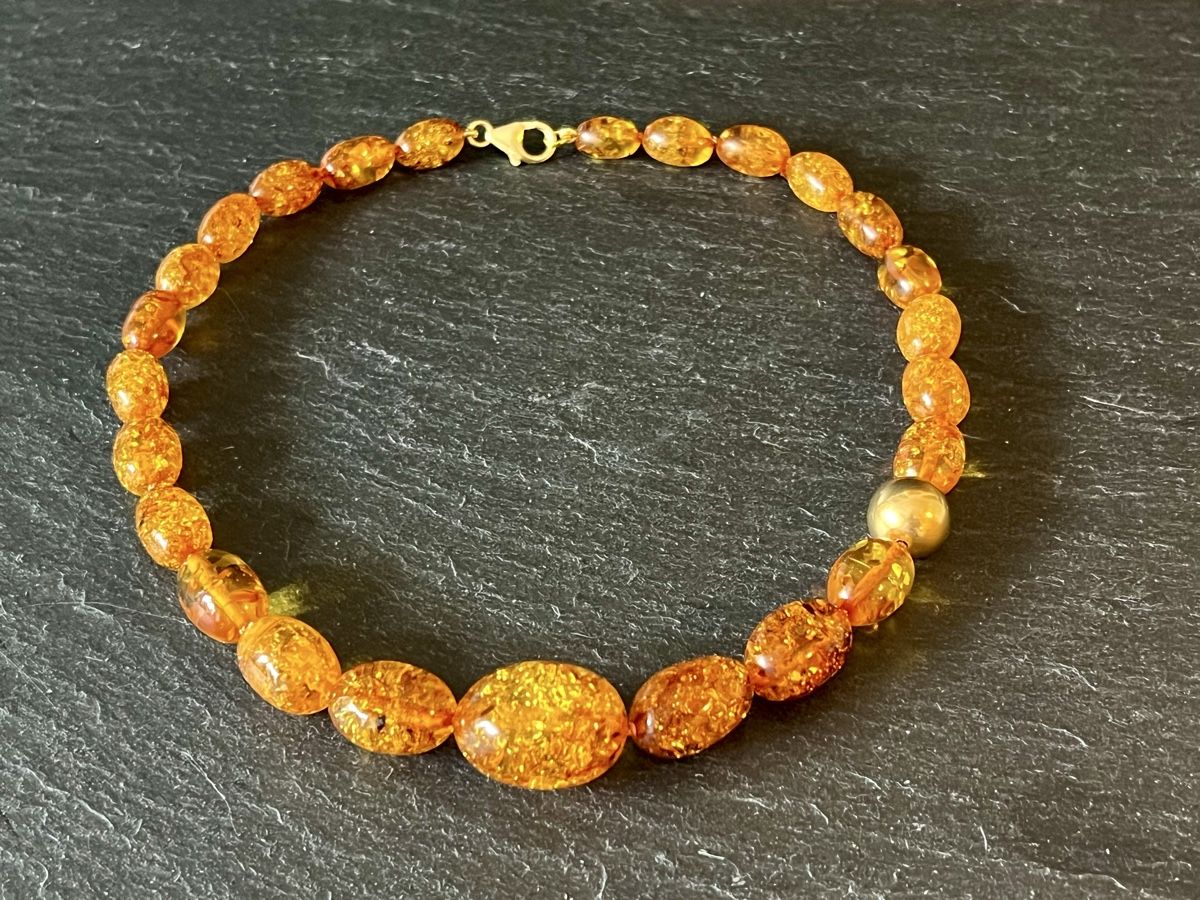 Ketten: Baltic Amber Necklace - Gold Plated Silver – Neu und originalverpackt aus Rüschlikon von ThereseJewelryDesign 5