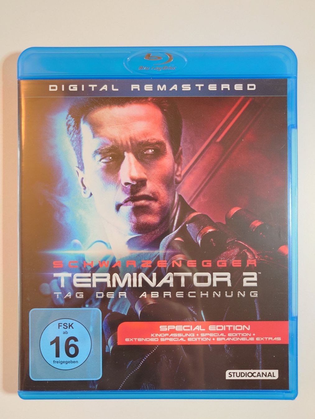 Alle DVDs: Terminator 2 Tag der Abrechnung Blu-Ray – Gebraucht aus Kaiseraugst von