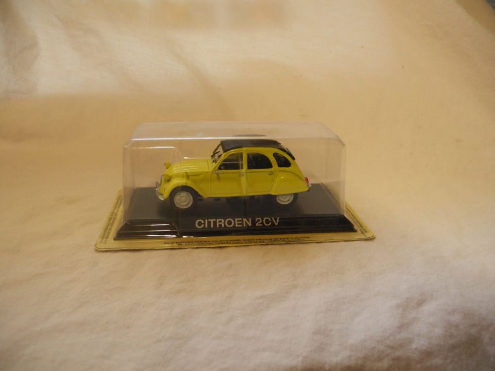 NOREV HACHETTE #36 CITROEN 2CV AZU LA VACHE QUI RIT 1955 in BOX