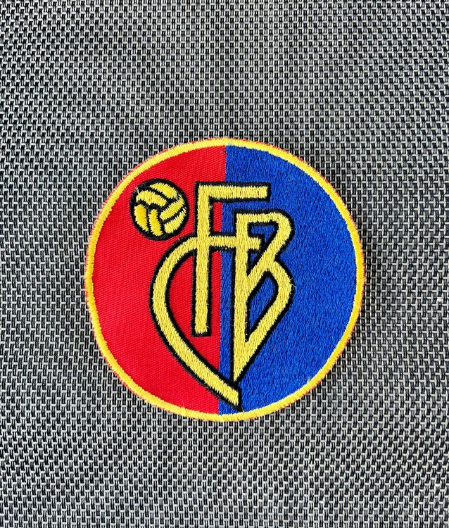 Fc Basel Aufnäher altes Logo FCB (Gebraucht) in Füllinsdorf für CHF 121 ...
