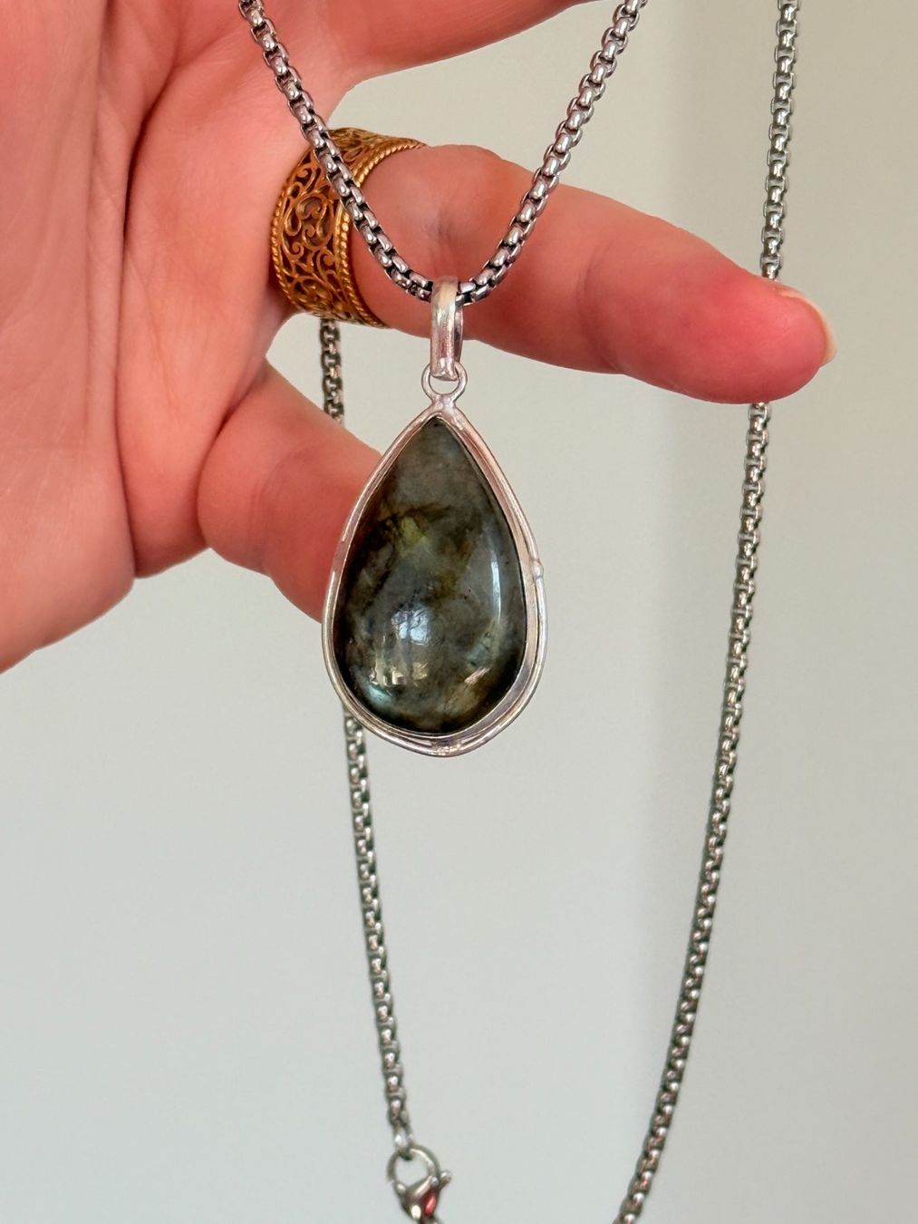 Ketten: Collier labradorite, neuf, jamais porté! – Neu und originalverpackt aus Genève von AGBERG