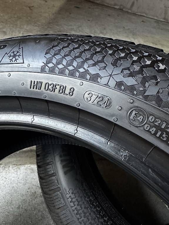 Continental Pneumatici & Ruote complete: 235/55/18 Winterreifen – Usato da Augst BL venduto da Connect.AHME. 7