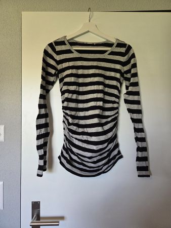 Gestreiftes Umstands-Langarmshirt, Top Zustand, Grösse S/M