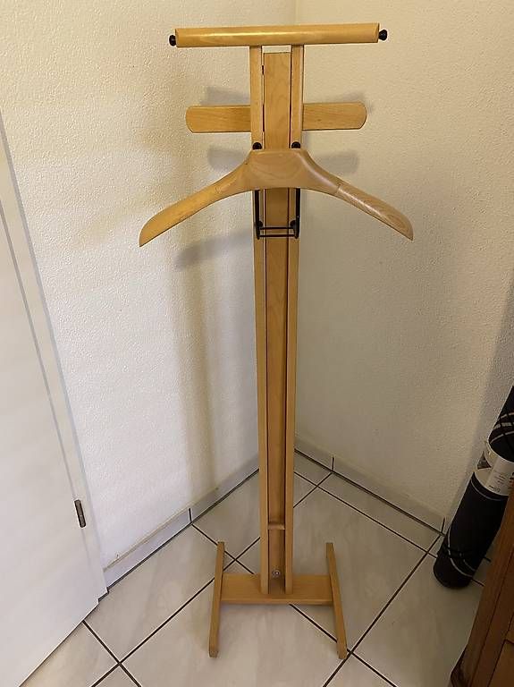 Garderobe: Kleiderständer / Kleiderhalter / Garderobe – Gebraucht aus Zürich von ragusa45 1