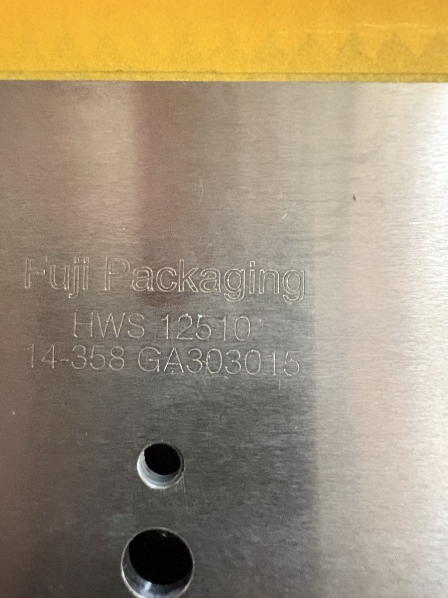 Fuji Altro per industria metallurgica: Trennmesser Fuji Horizontalbeutelmaschine – Nuovo (secondo la descrizione) da Rüschegg Heubach venduto da gasser901 2