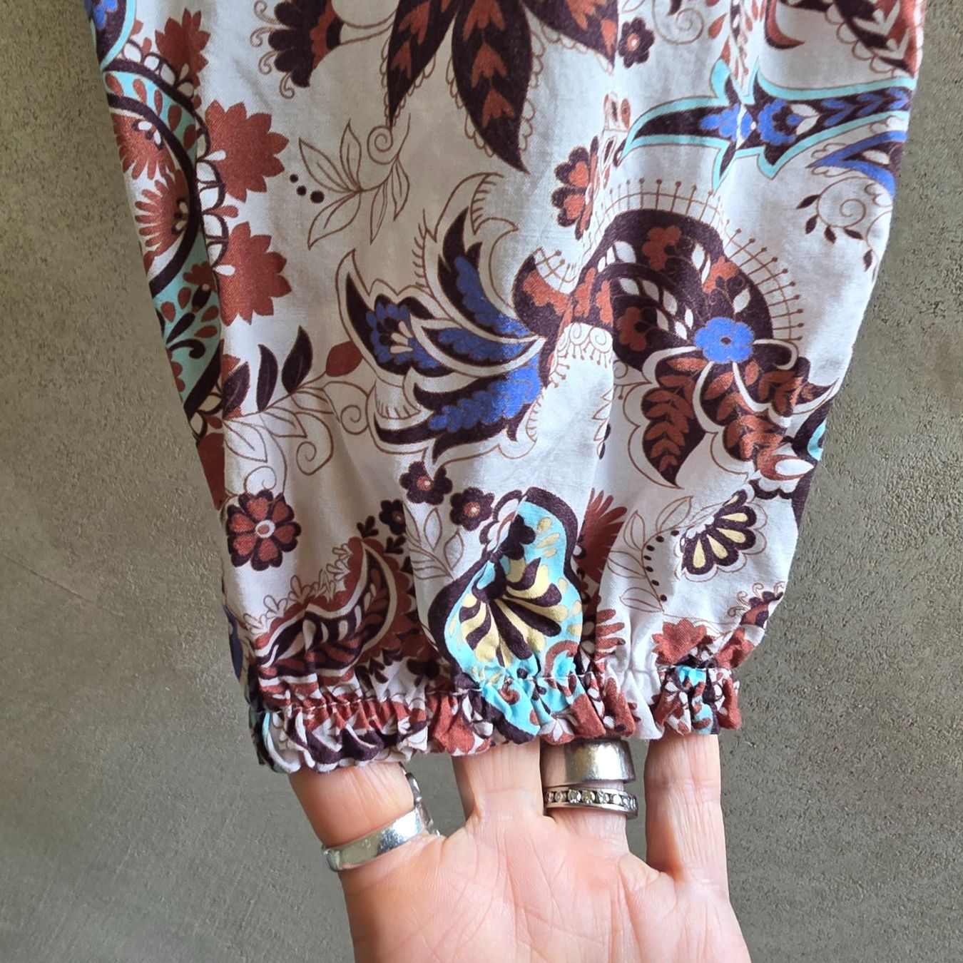 Camicette: 🐸 MULTIBLU BLUSE PAISLEY 38 BAUMWOLLE – Usato da Môtier (Vully) venduto da Frogs 2