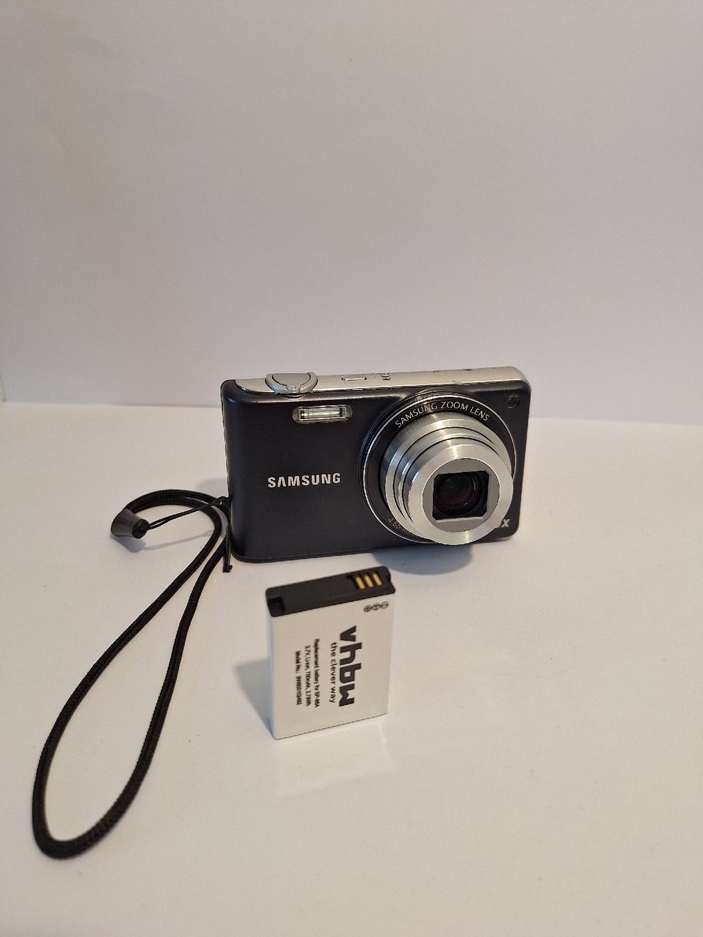 Samsung Fotocamera: Samsung PL-210 Digitalkamera – Usato da Pfäffikon SZ venduto da TobyPeterson