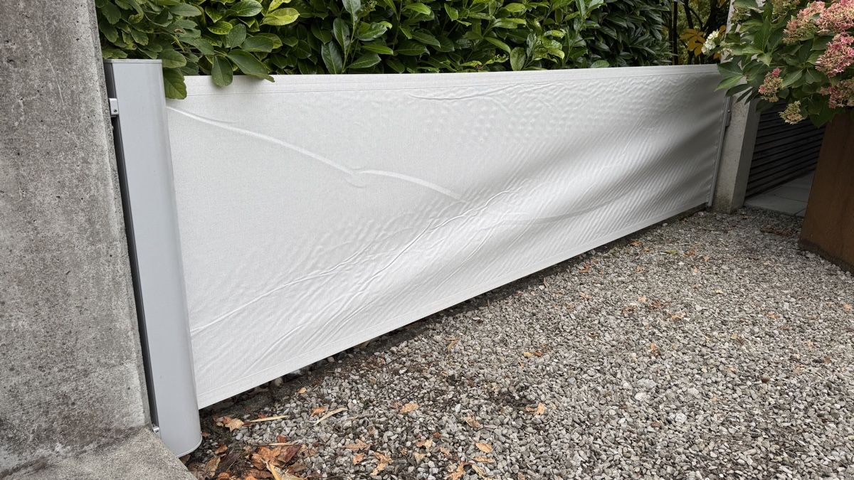 Stobag Tende da sole: Seitenmarkise / Senkrechtbeschattung STOBAG – Usato da Sarnen venduto da Bronca01