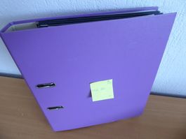 Interessantes Album Motive Schiffe mit 76 Seiten Inhalt