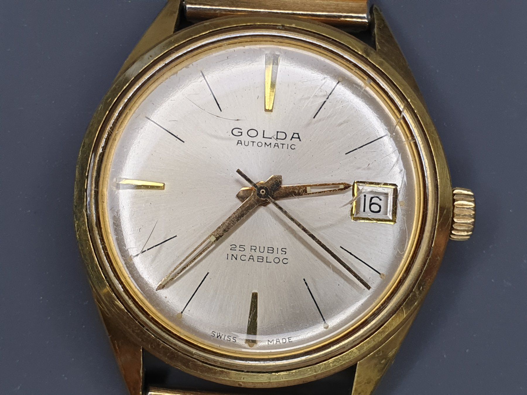 Uhren: Golda Automatic - 34mm – Gebraucht aus Neyruz FR von Flyback 1