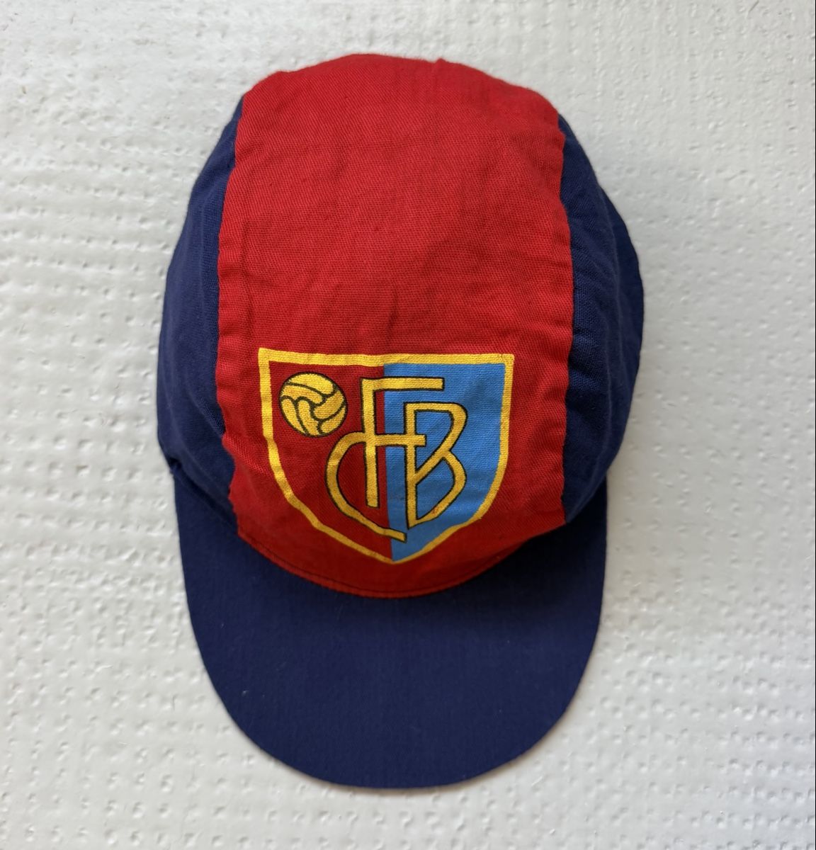 FC Bâle Chapeaux, bonnets & casquettes: Fc Basel Cap Logo alt Rot Blau – D'occasion à Füllinsdorf par hae_gt9l 3