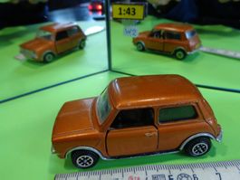 Mini Clubman  1:43 (ohne Box) Dinky GB    H8