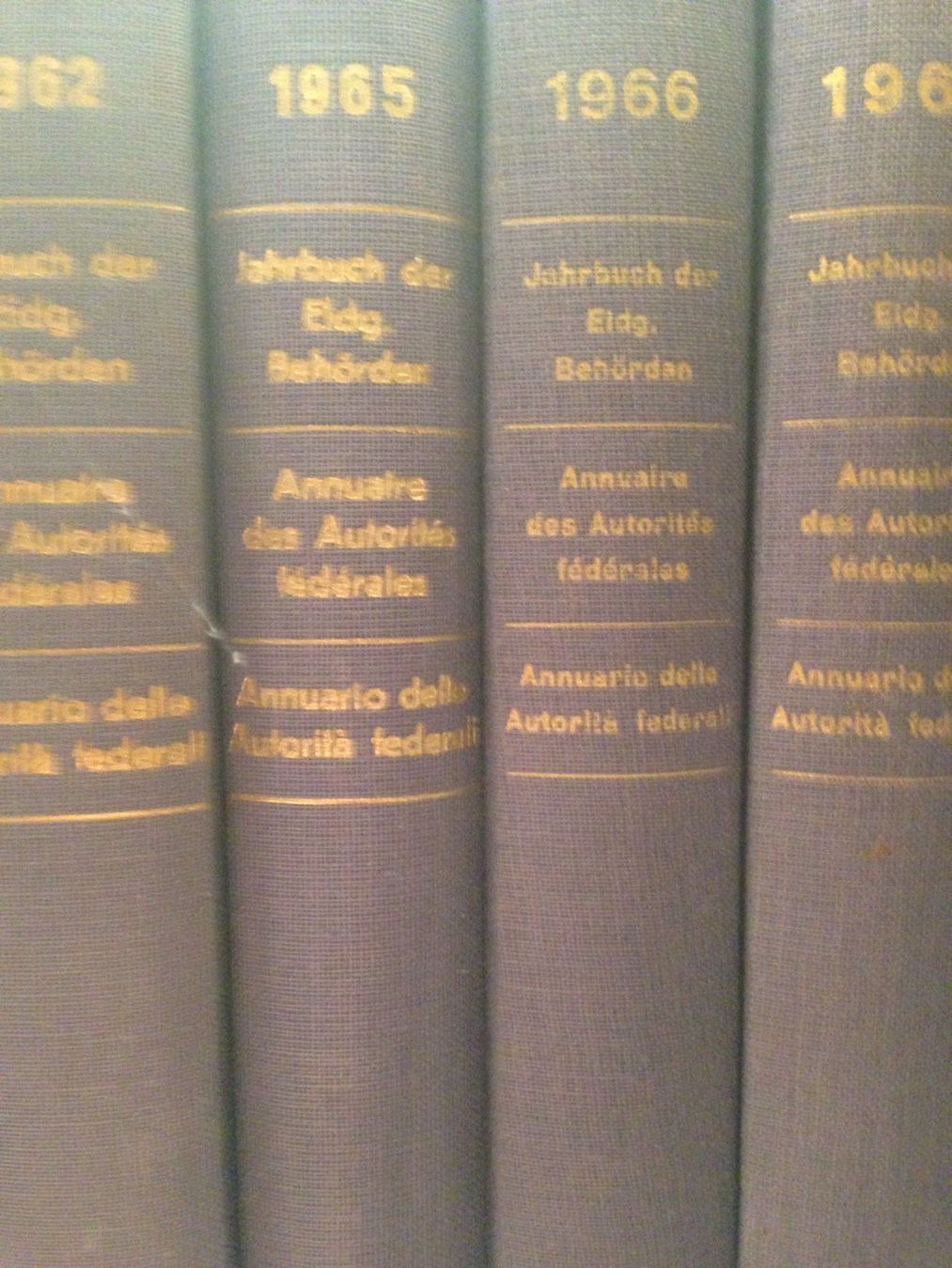 Libri: Jahrbuch der Eidg. Räte 1954 - 1984 – Usato da Zürich venduto da Bruggmann50